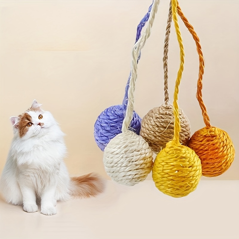 Pom Pom Ball With Rattle Cat Toy