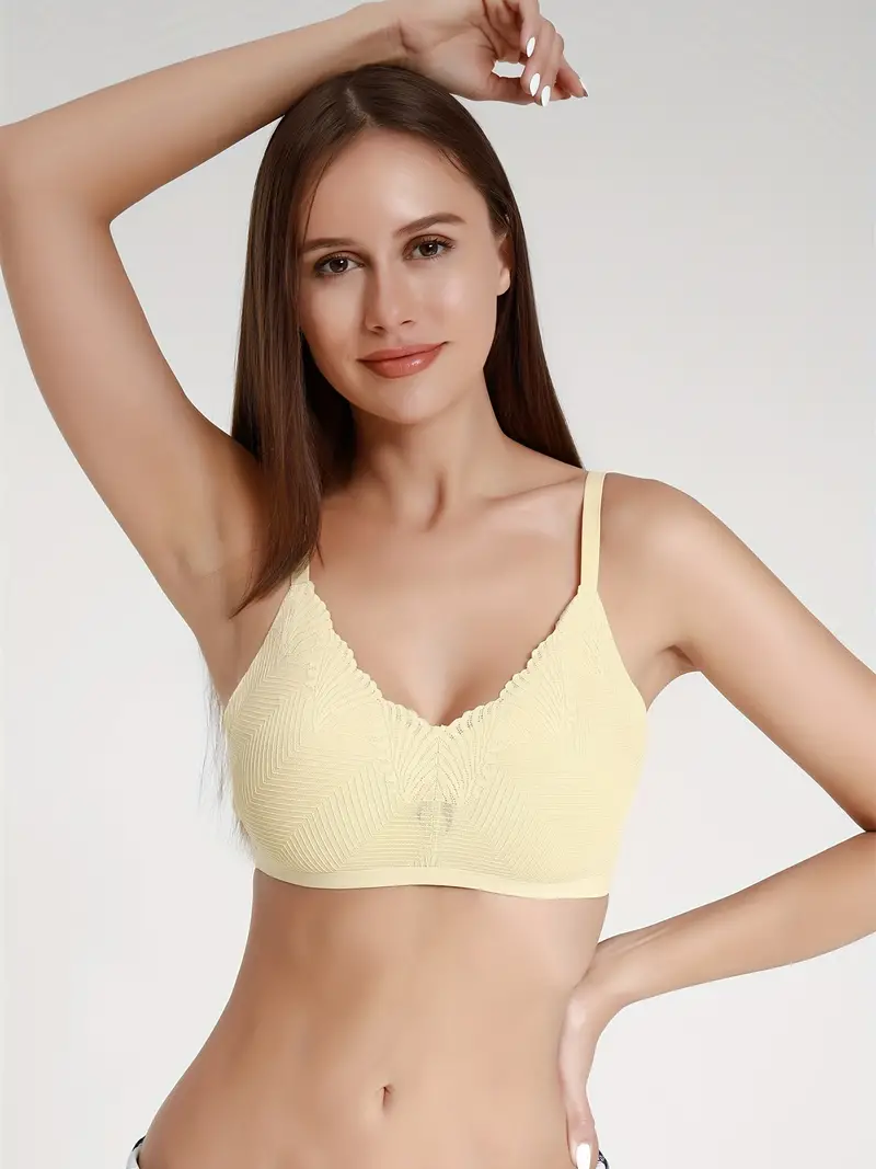 Sexy Lace Underwear Women's Small Breast Gathered Thick Cup Bra No  Underwire to Receive a Pair of Breast Beauty Back Comfortable Bra Set -  China Bra Set and Underwear price