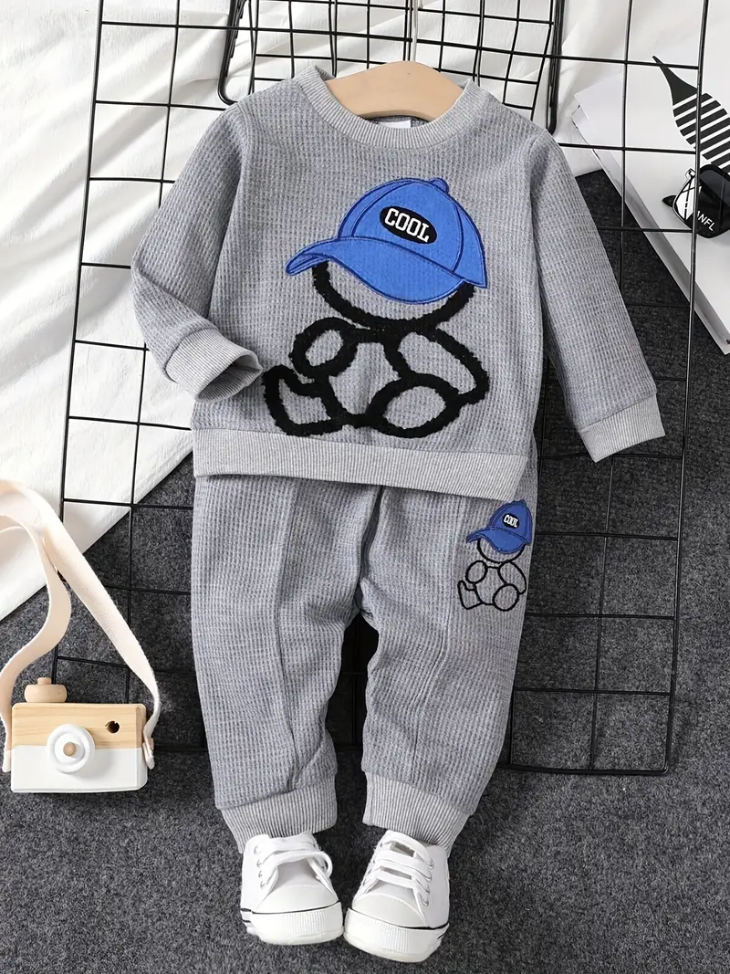 baby boys cute cartoon graphic casual set pullover top pants 2pcs outfit details 1