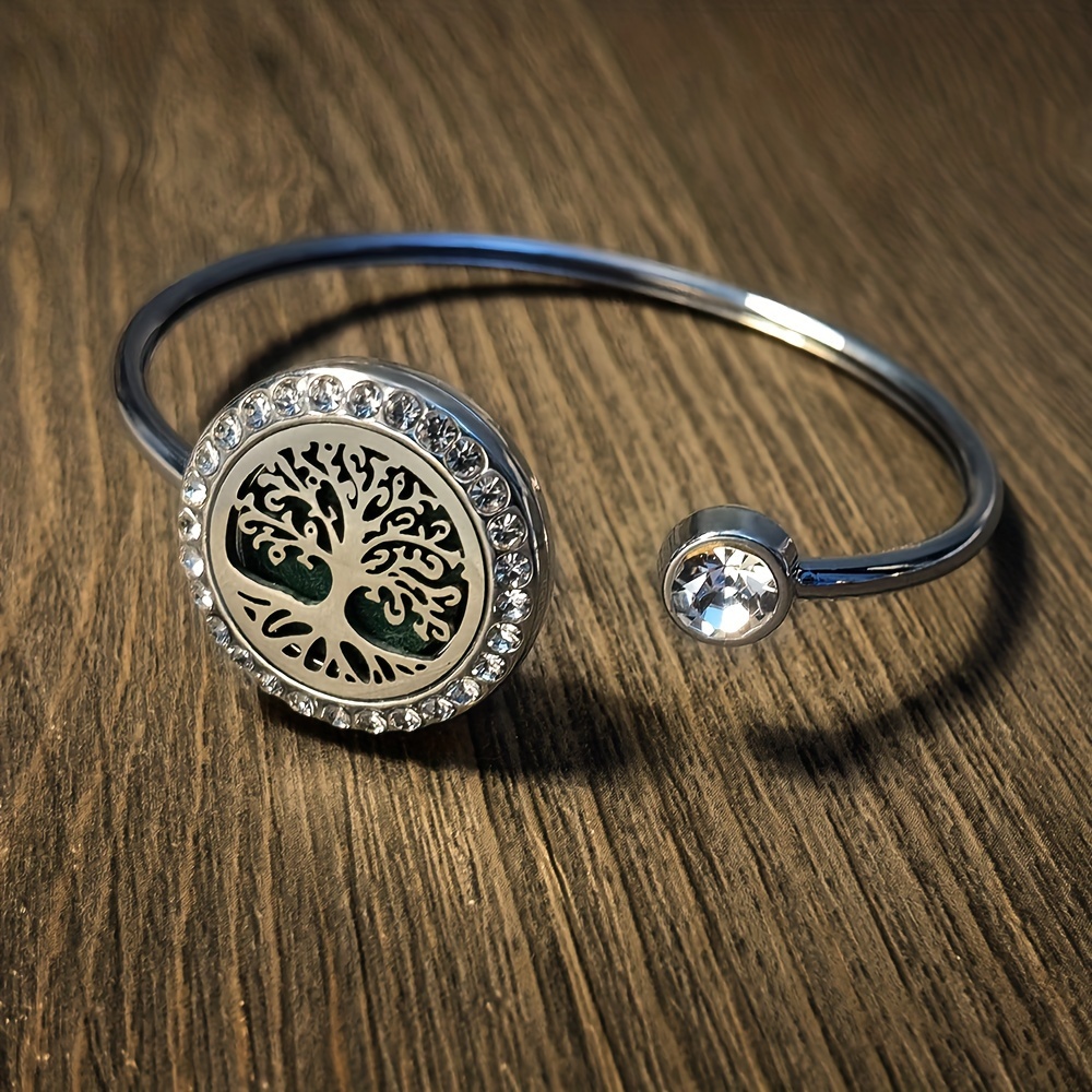 Collier, pendentif, bracelet: quel bijou diffuseur d'huile