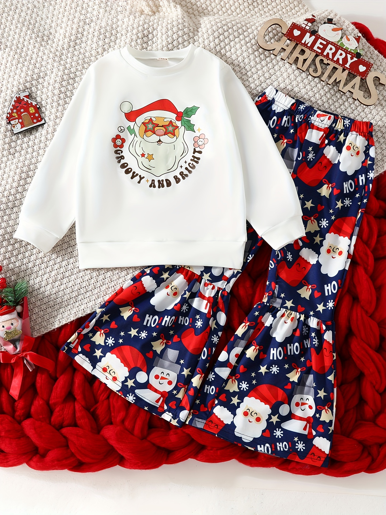 Cute Santa Graphic Outfits Girls Pullover + Flare Pants Set - Temu Canada