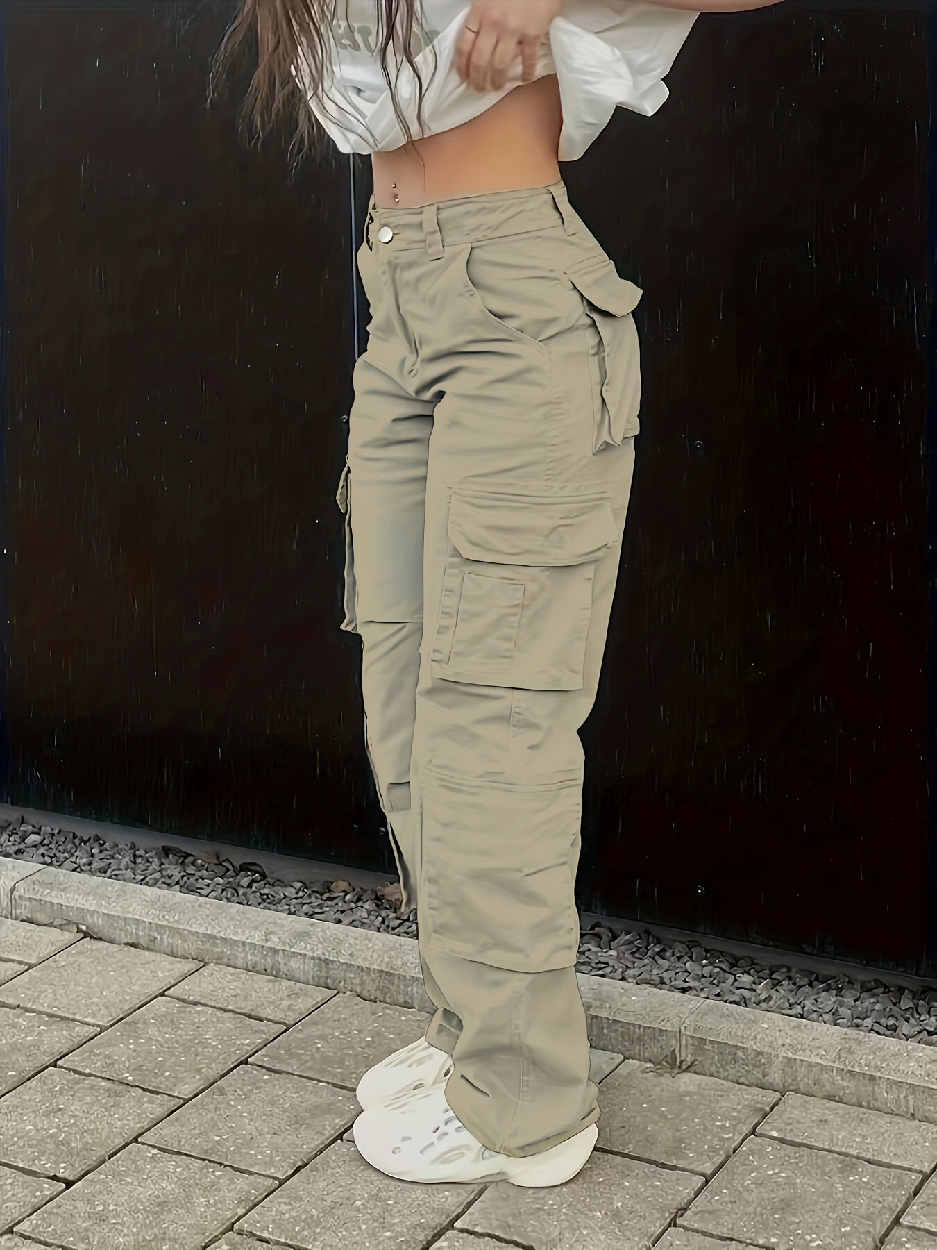 Pantalones cargo (beige) para mujeres, Comprar online
