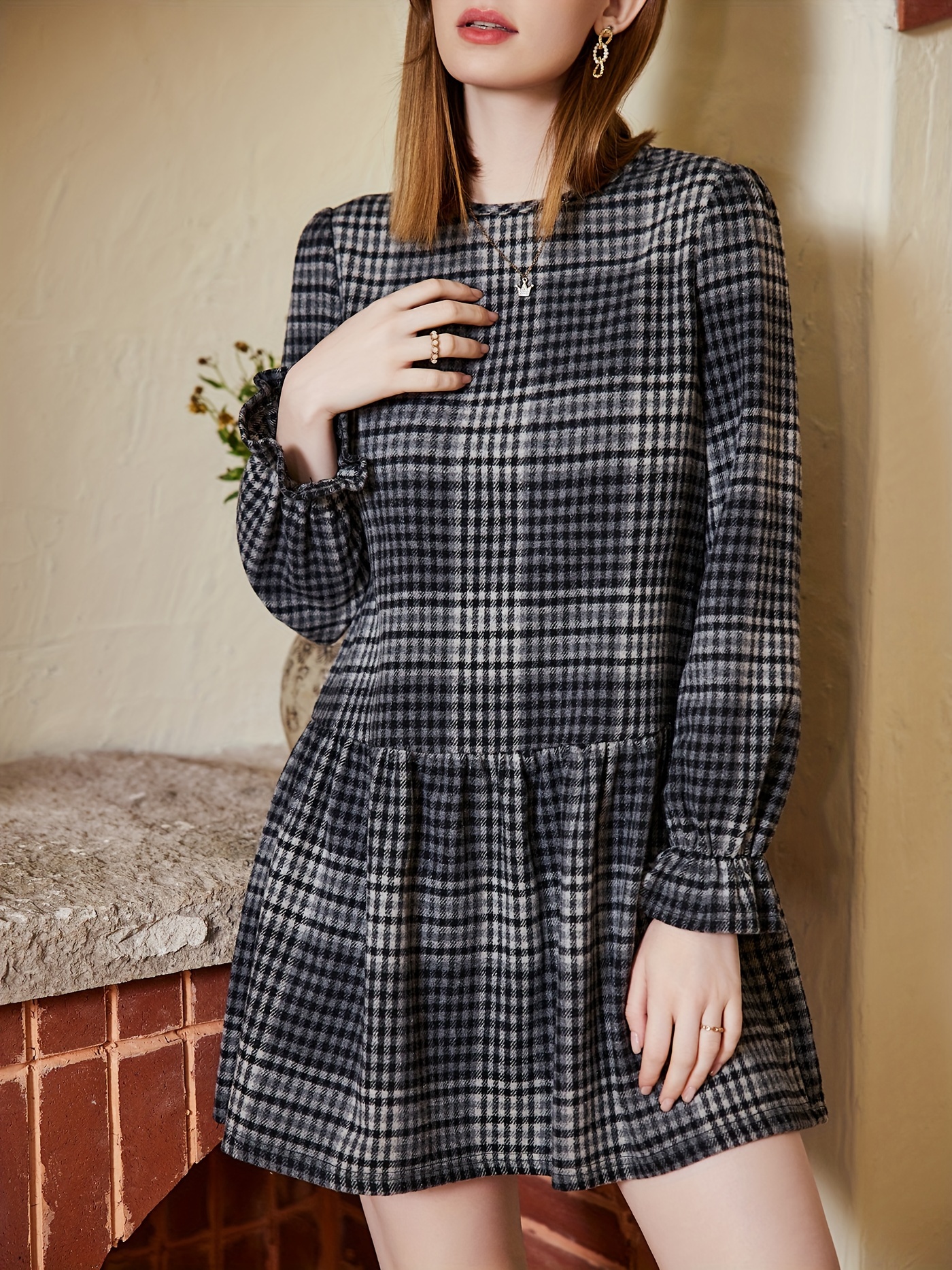 Plaid Pattern Pleated Dress, Vintage Crew Neck Long Sleeve Dress For Spring  & Fall, Women's Clothing