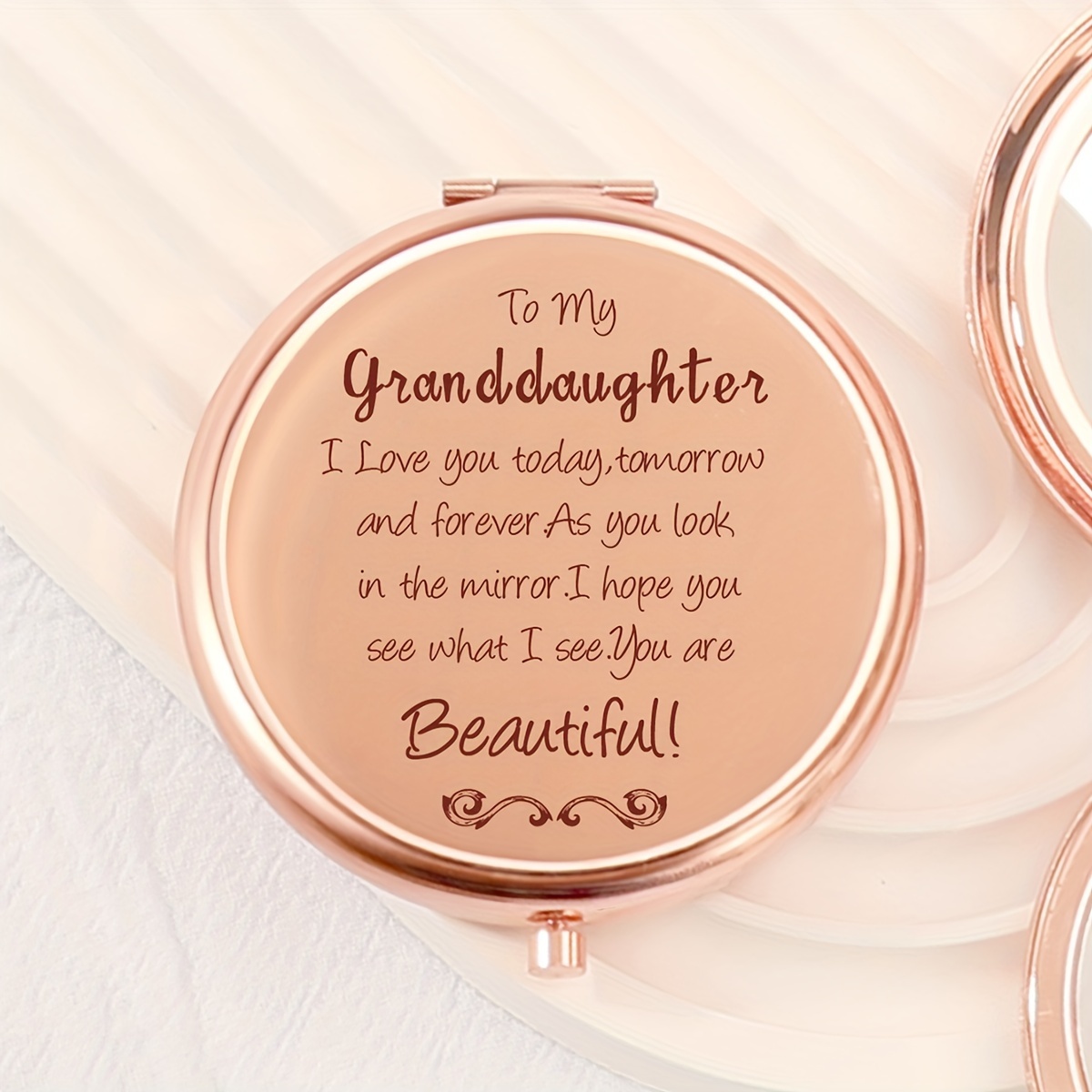 

To My Granddaughter Makeup Mirror - Perfect Gift For Birthday, Christmas, Graduation For Granddaughters - Great Quality Compact Size For On-the-go 1pc - Mother's Day Makeup Mirror