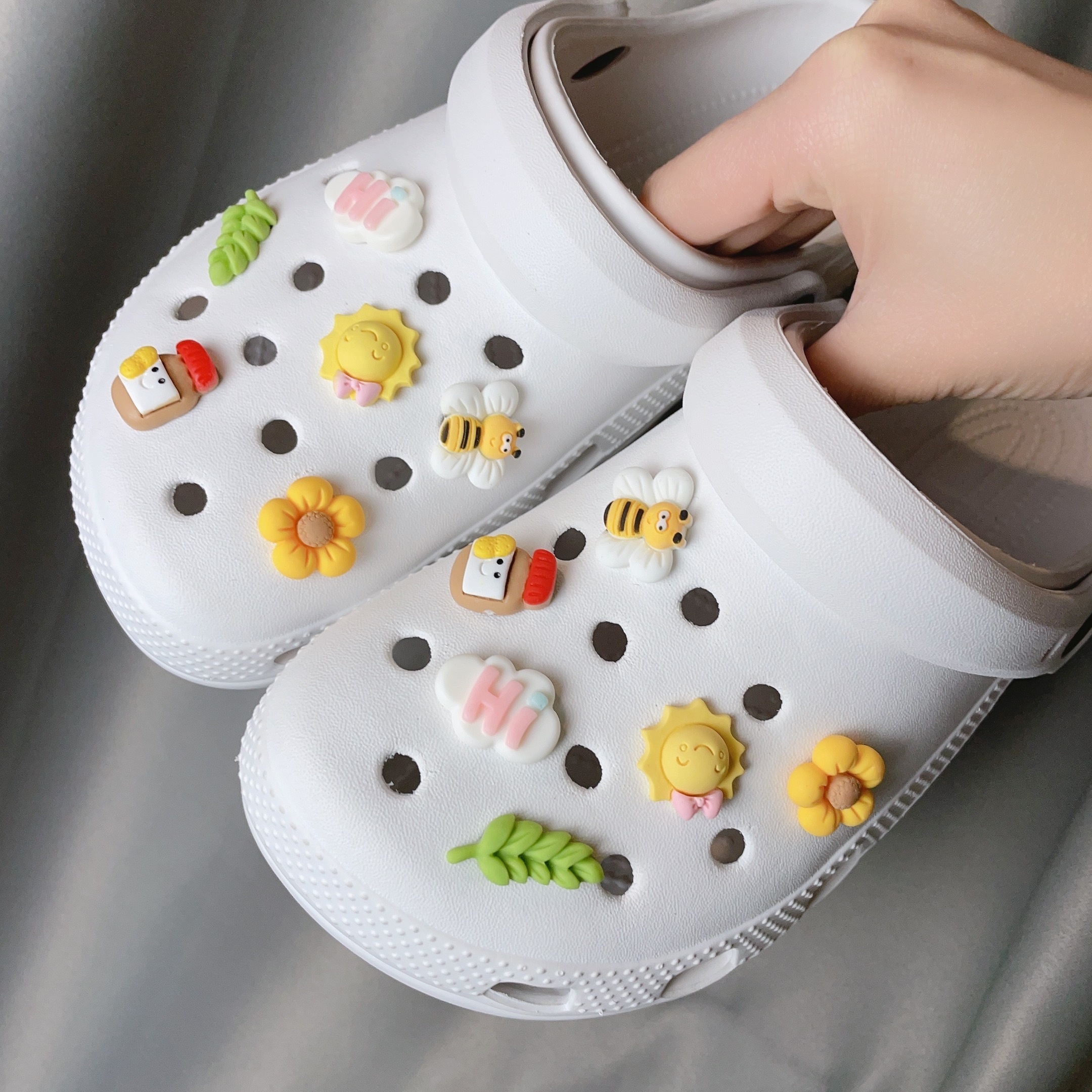 3d Attractive Plant Shoe Charms For Clogs Garden Shoes Decoration, Diy  Accessories For Adults, Party Theme Decoration - Temu