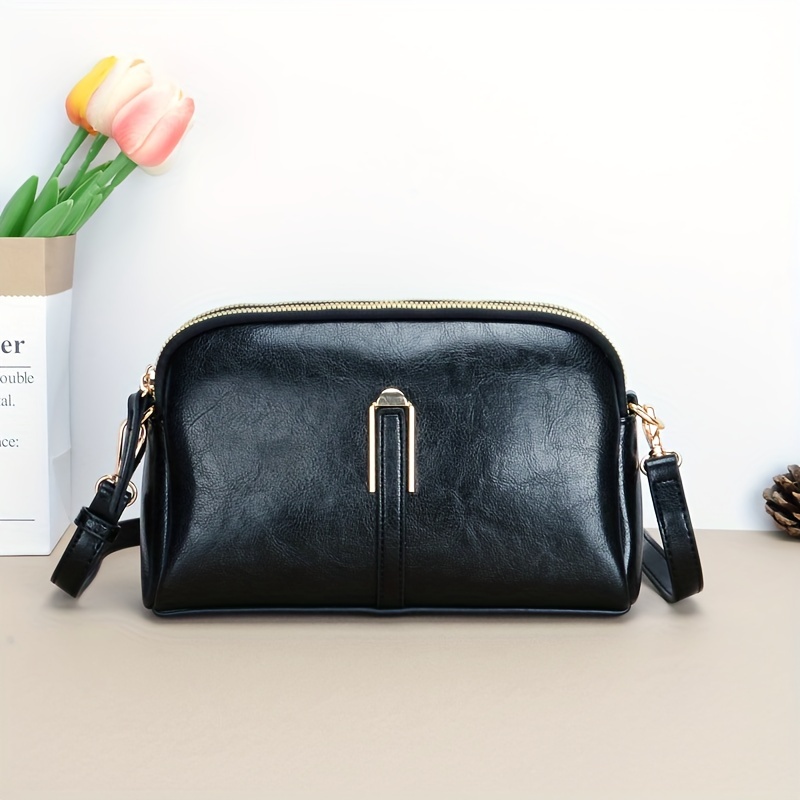 Simple black best sale leather purse