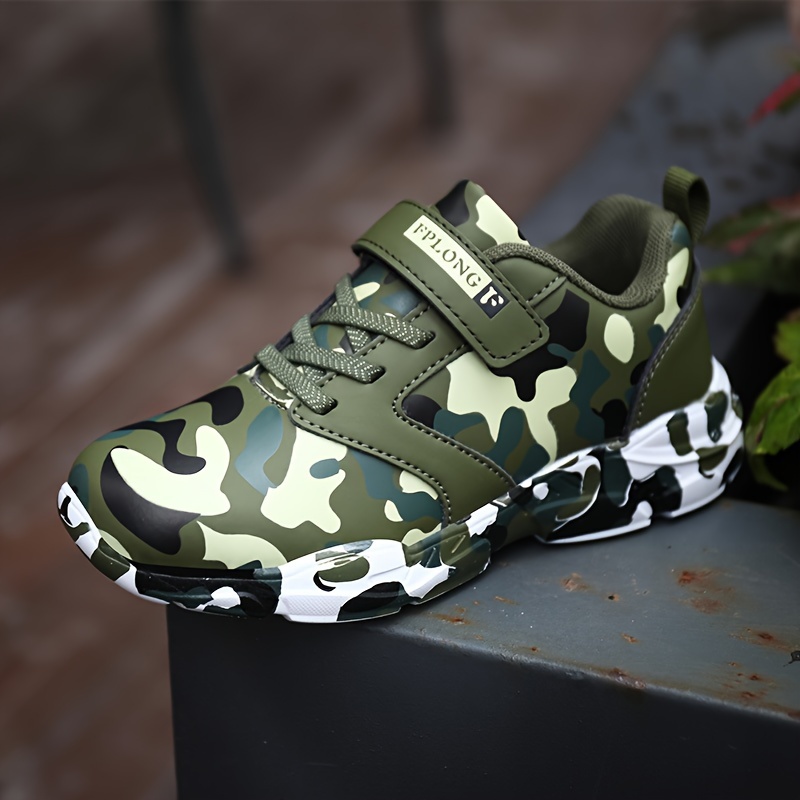 Boys camo deals tennis shoes