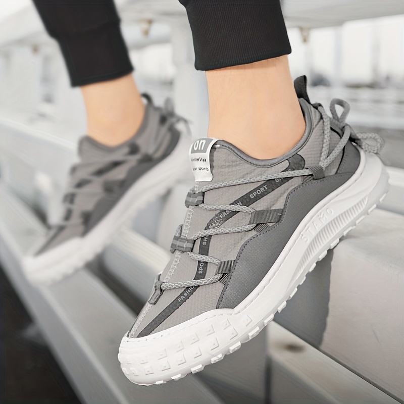 mens on shoelaces athletic details 2