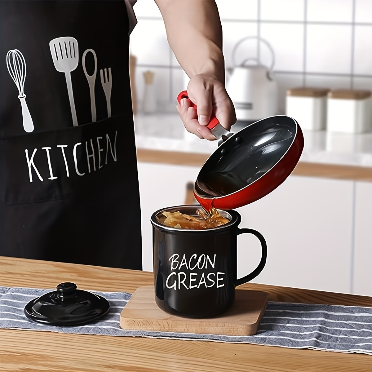 ceramic bacon grease container keeper with