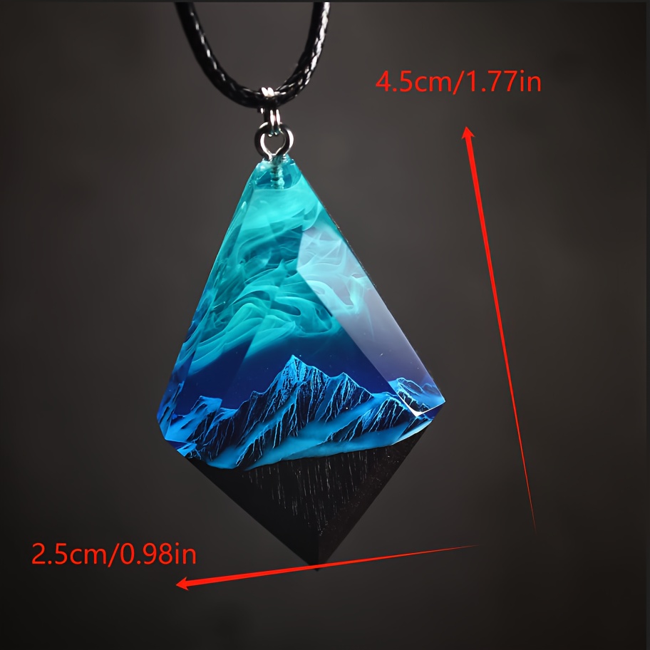 handmade three dimensional resin pendant carefully crafted mens and womens necklaces and pendants collectibles small gifts