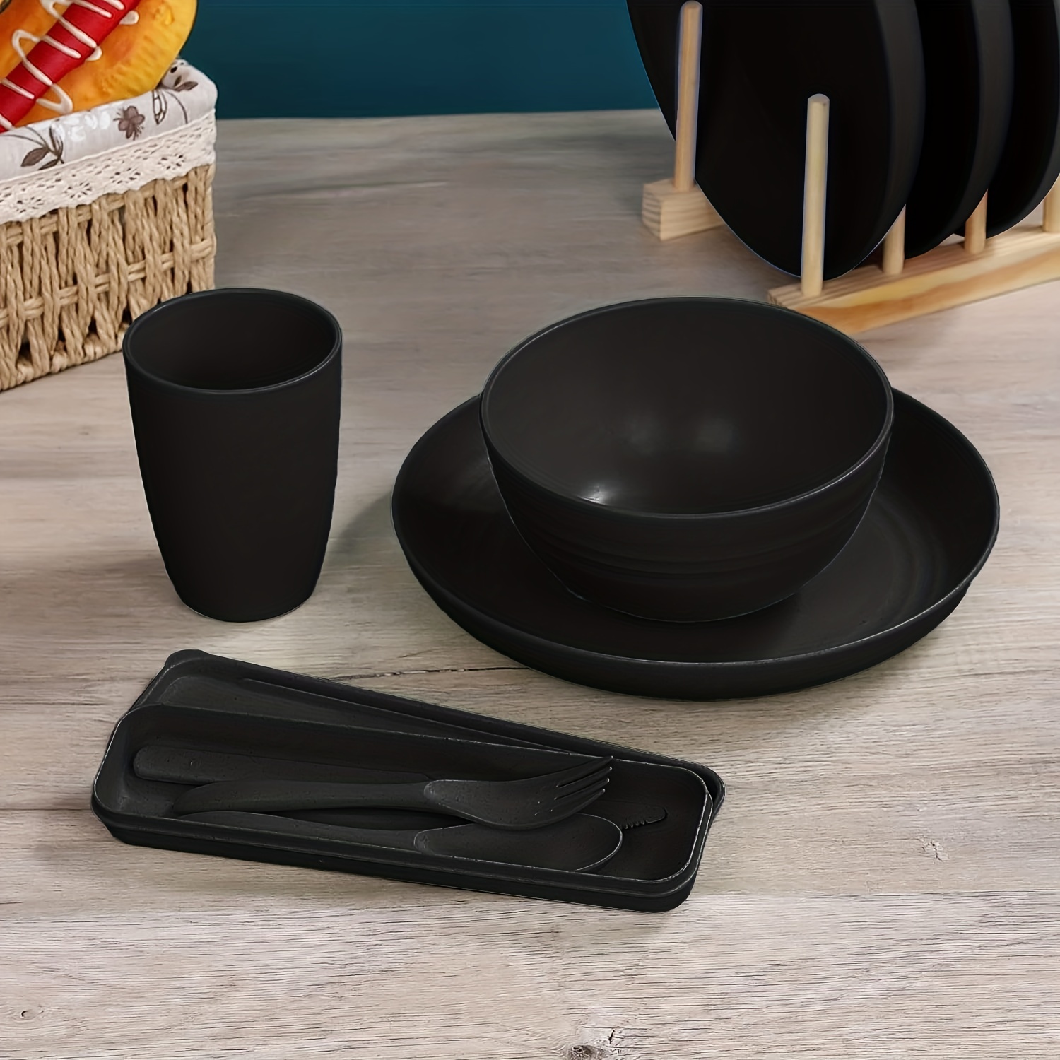 Matte Black Dinnerware