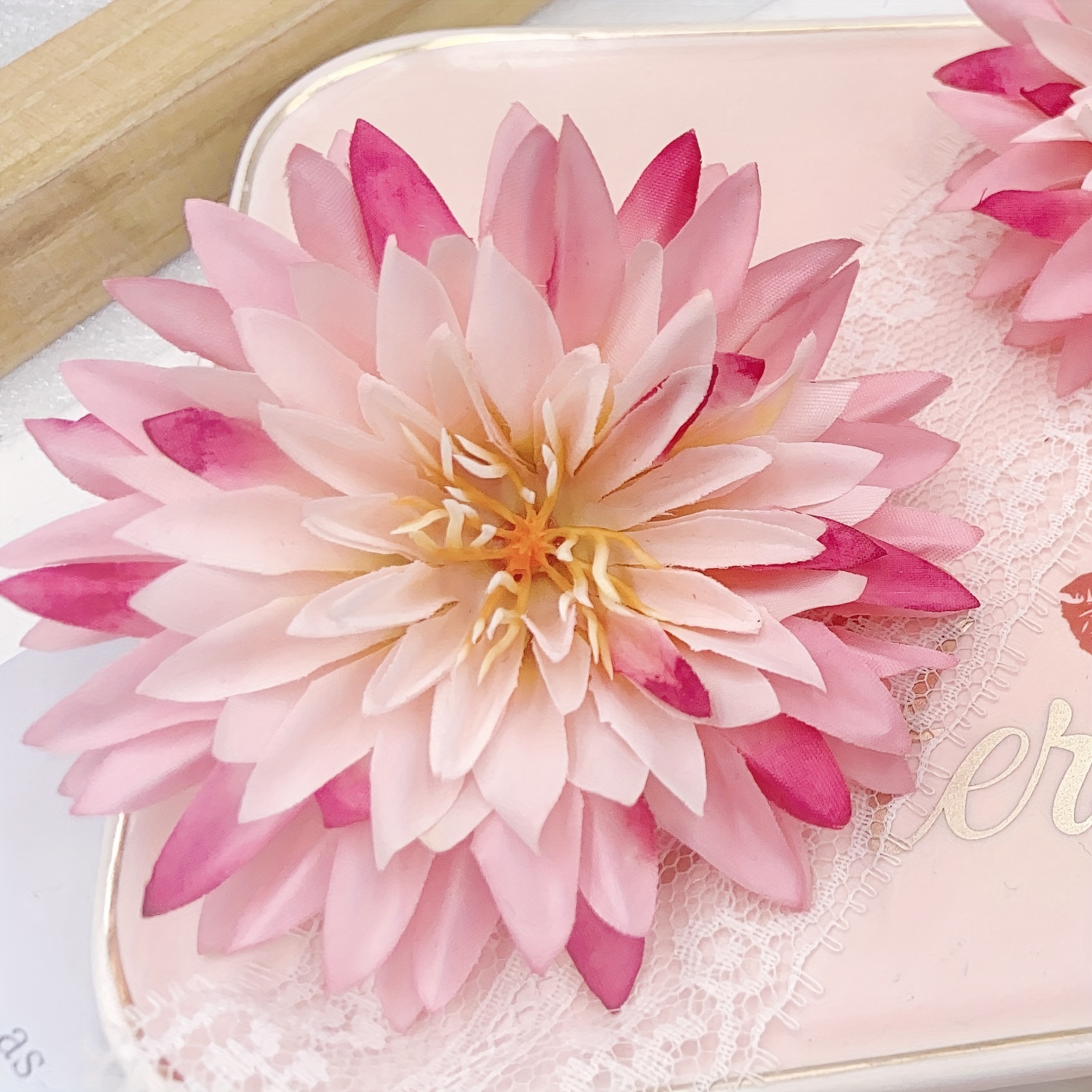 Image of 20 Artificial Crab Claw Chrysanthemum Flower Heads, 7.5cm Diameter Decorative Flowers, Diy Craft Material, Valentine's Day Wedding Birthday Party Floral Decorations