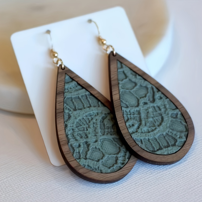 Boucles D'oreilles Handmade Bois Et Résine Bleue - Création Artisanale, Neuf Sans étiquette