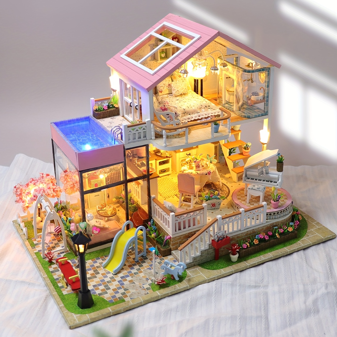 4 Pcs Mikroszenen-Layout-Requisiten Mini-Sachen Gartenspielzeug Puppenhaus