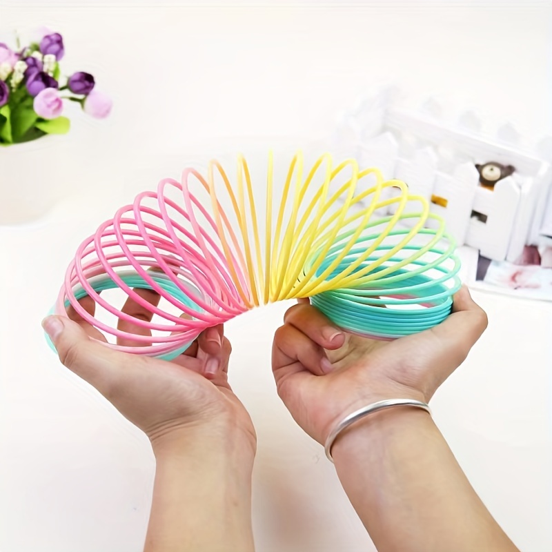 Metal best sale rainbow slinky