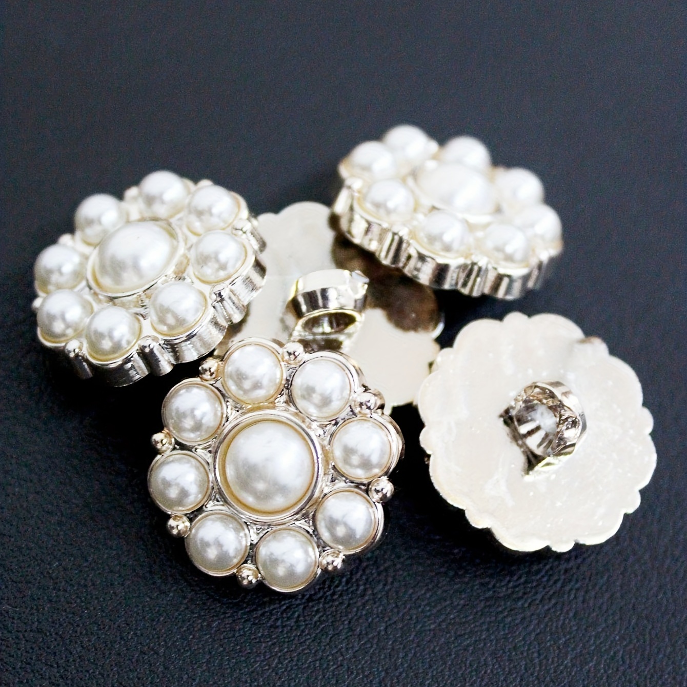 Pearl Buttons with multi pack