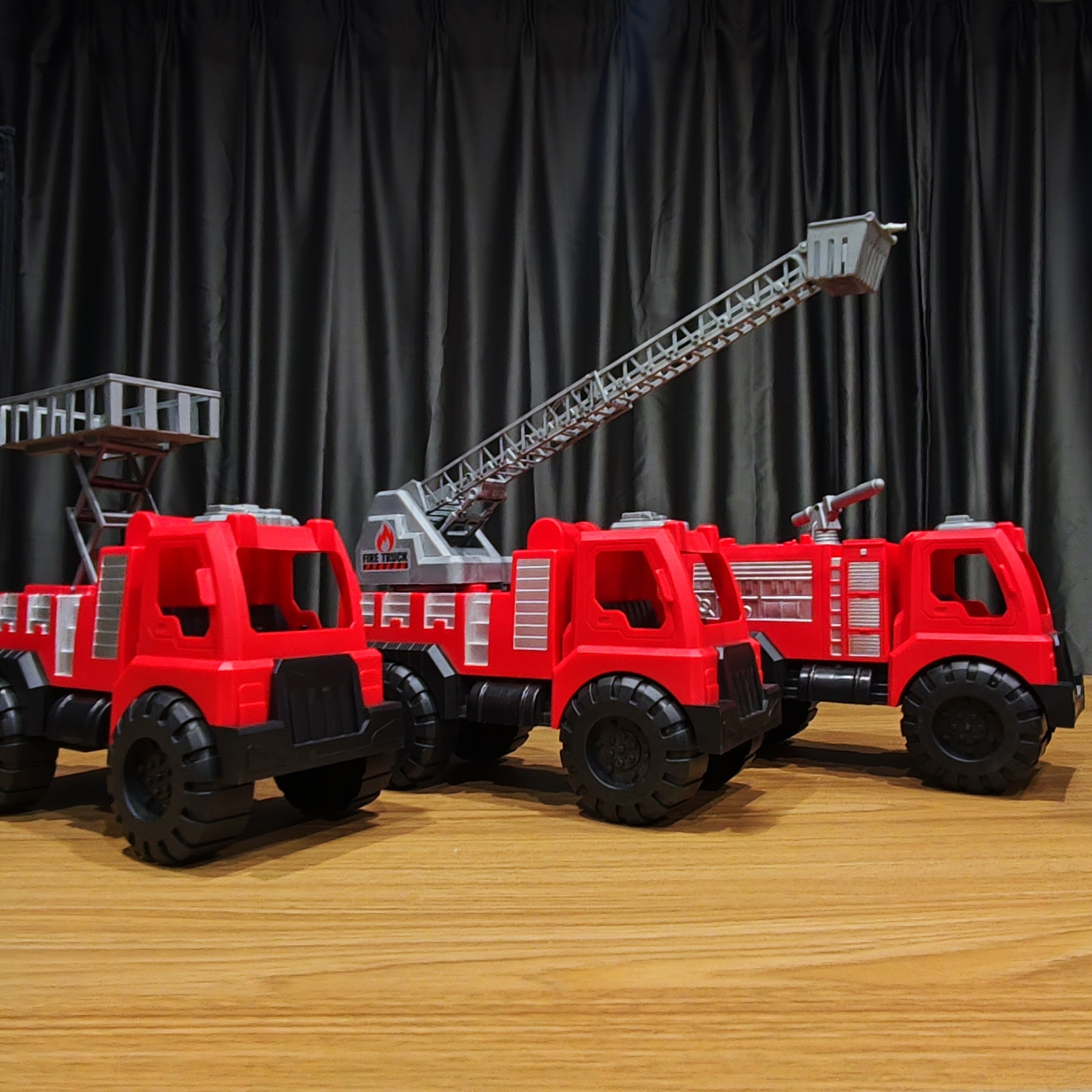 Fire Truck Movable Rotating Parts Big Fun Size Realistic - Temu United Arab  Emirates