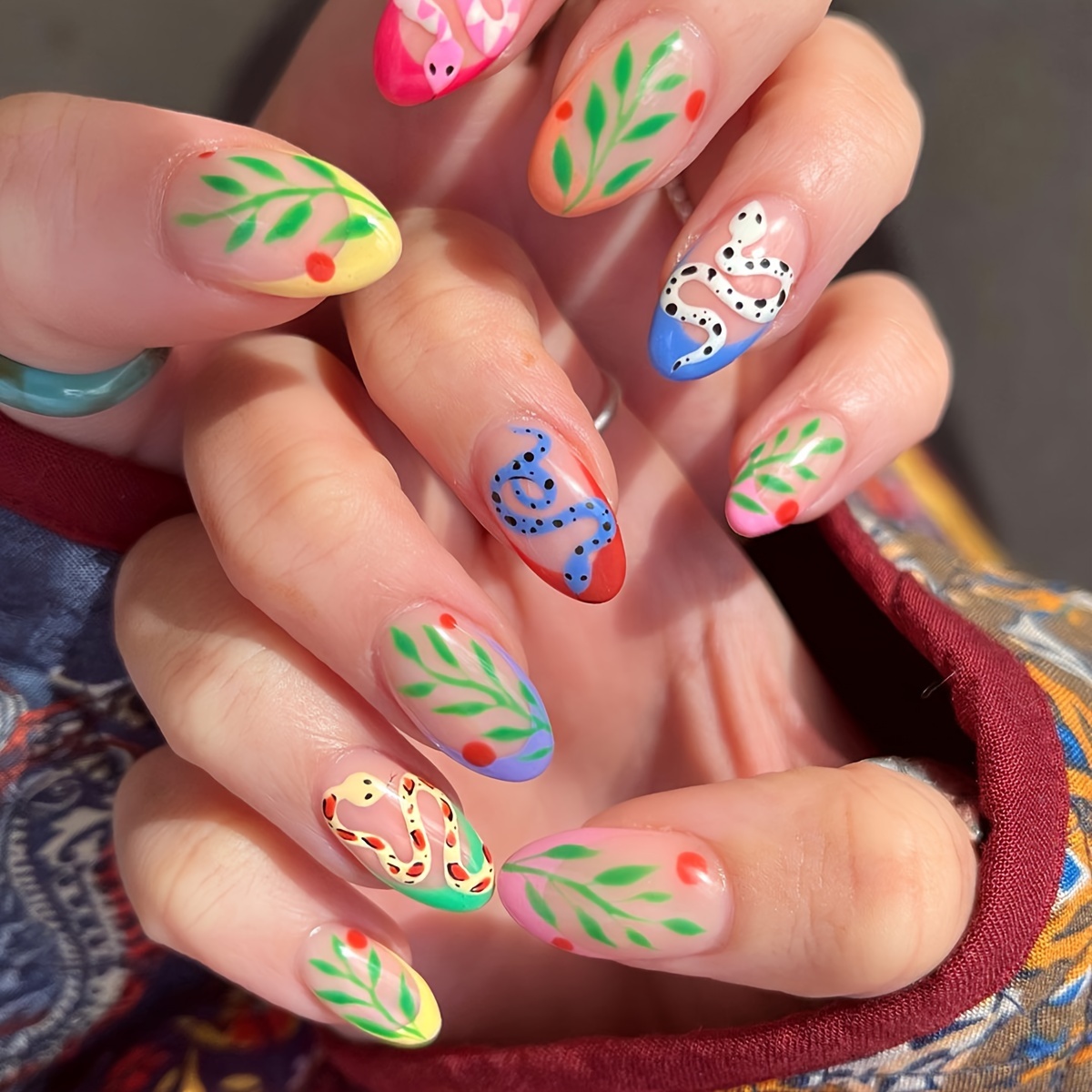 DIY Fake Nail Cute Short Round Nail with Flower Print Glossy Finish for  Daily Office Routine Duties - Walmart.com