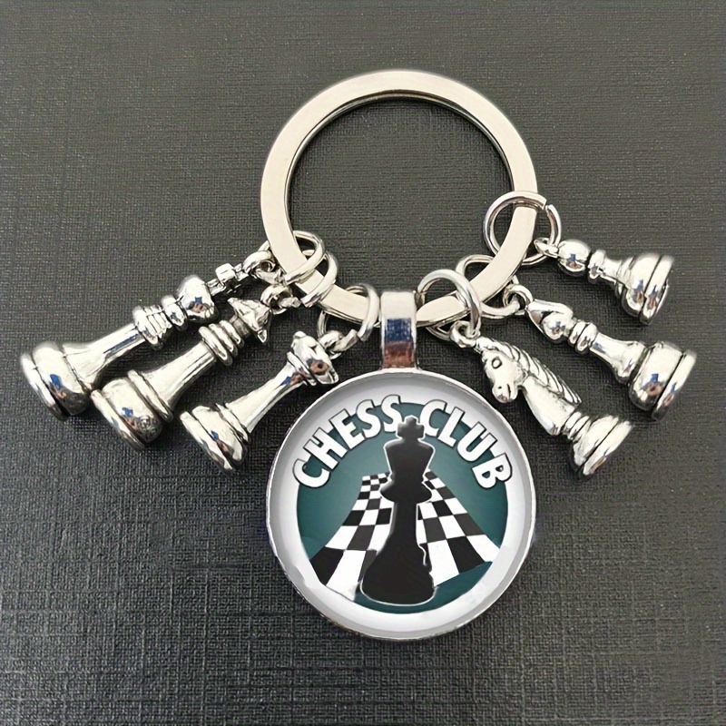 1pc Chess Pieces Keychain for Men, Metal Key Ring, Purse Bag Backpack Car Key Accessories, Graduation Day Gift,Temu