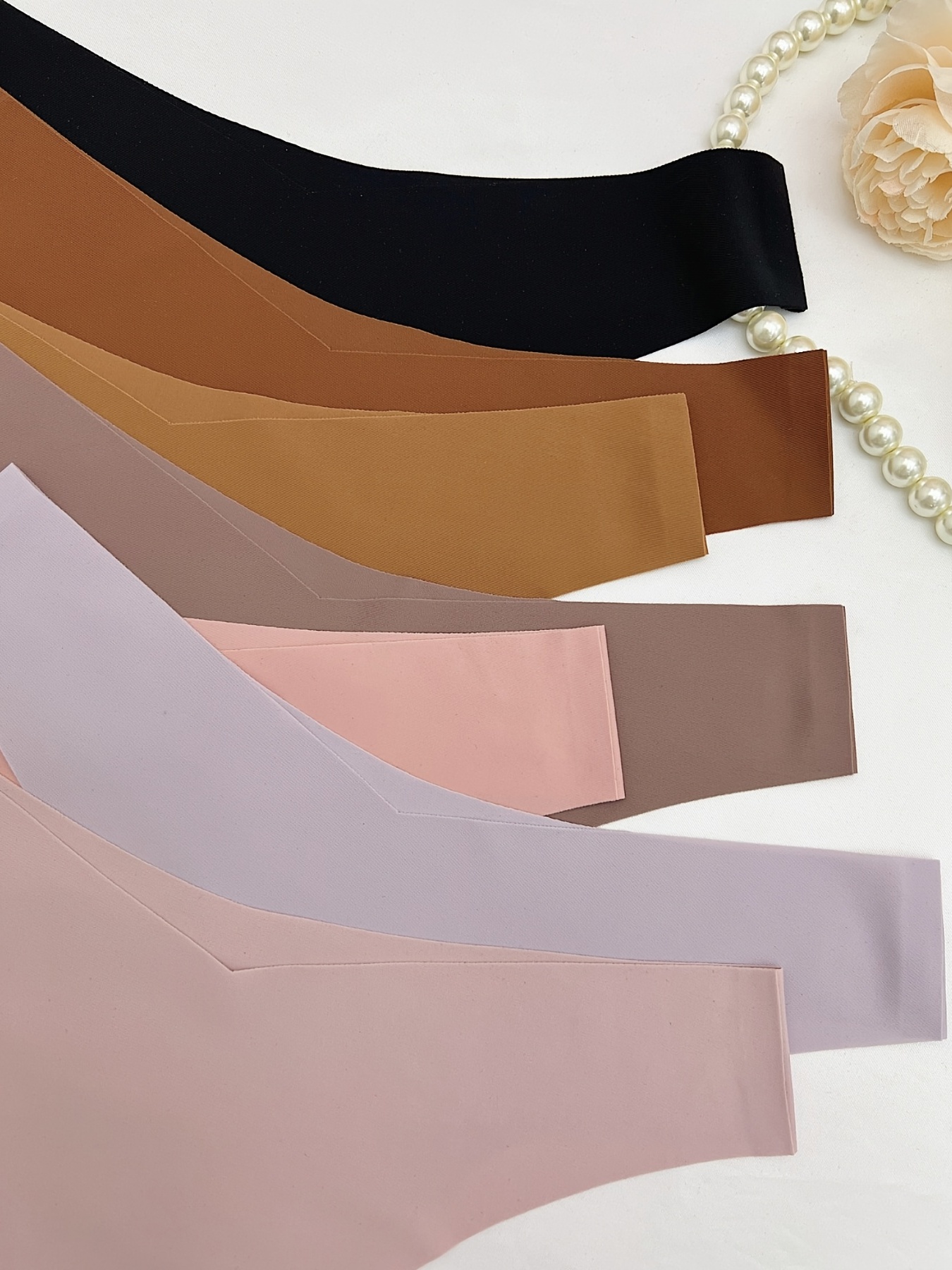 Women Seamless Panty Soft Comfort Underwear Solid color 1pcs