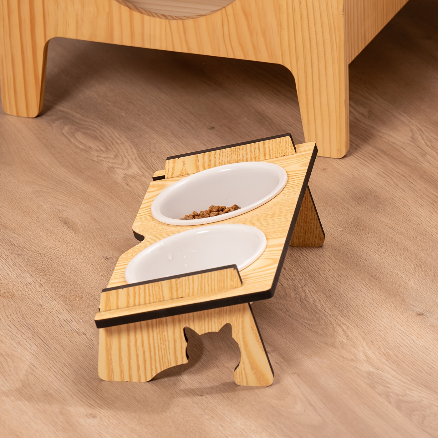 Dog water bowl floor sales protect