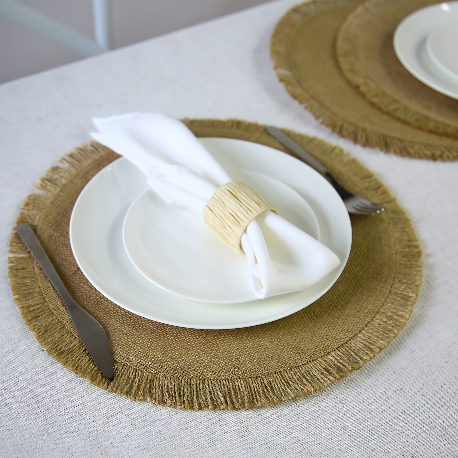 

1/4pcs, Round Linen Placemat, Natural Jute Tassel Placemats, Natural Color Round Indoor And Outdoor Daily Decoration Mats, Design Table Pad With Tassels, Home Decor