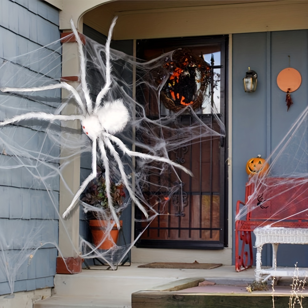 Tête De Poupée Crémeuse Avec Araignées Concept D'Halloween Image stock -  Image du impair, refroidissement: 160949993