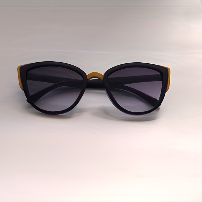 Classic Leopard Cat Eye Sunglasses for Women, Gradient Vintage Eyewear
