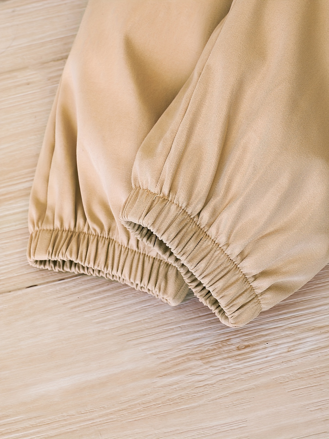 Conjunto de chándal niño, camiseta manga corta y pantalón largo beige –  Pekeamorette