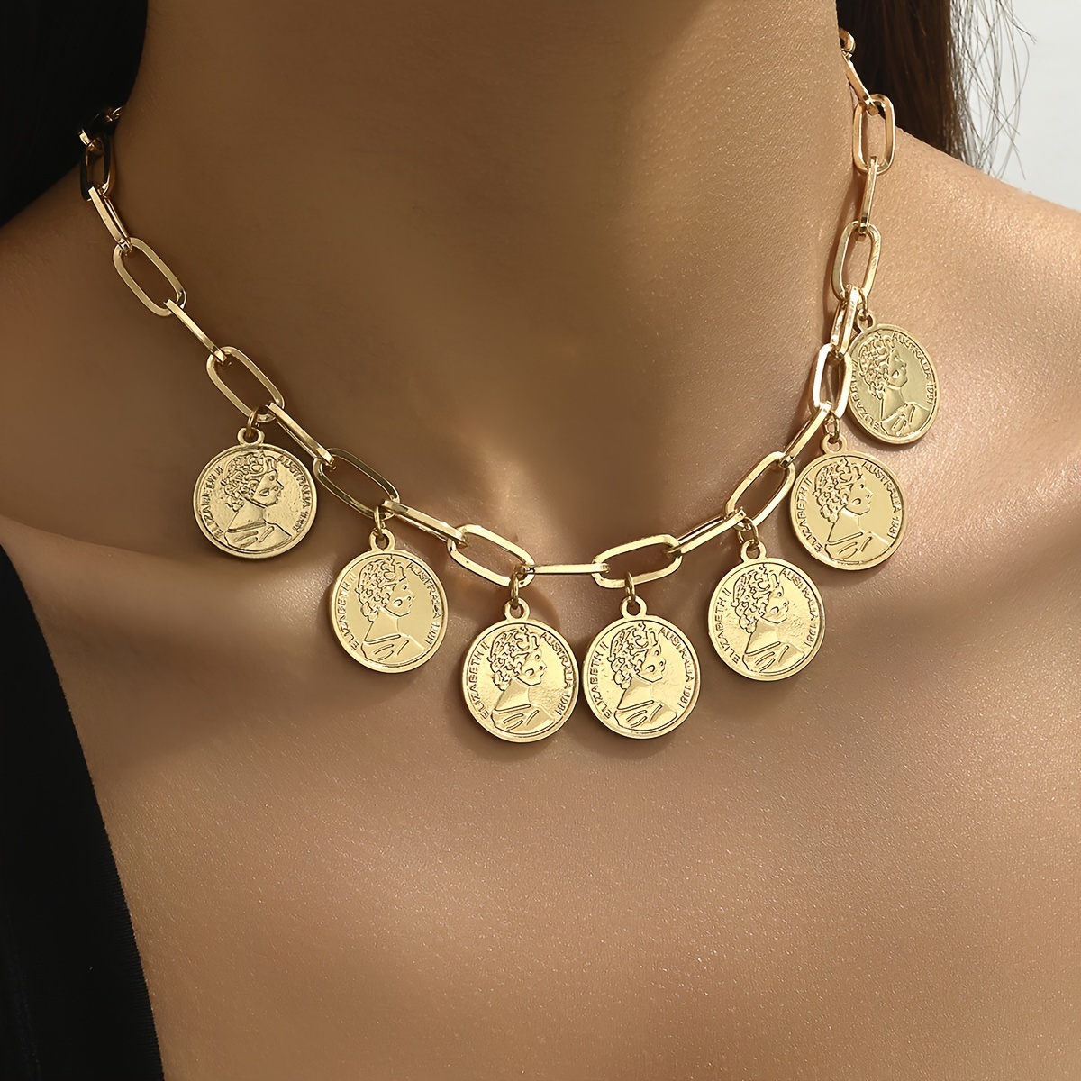 Coin on sale shaped pendant