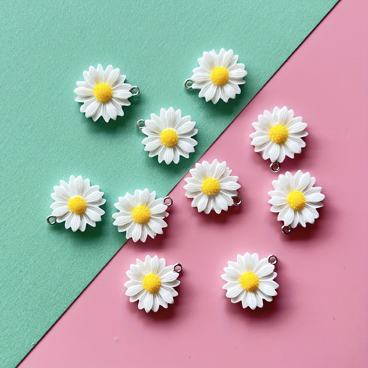 

10pcs Bright White Chrysanthemum Summer Flower Charm Lovely Daisy Pendant For Diy Accessories Can Be Used To Make Earrings And Necklaces