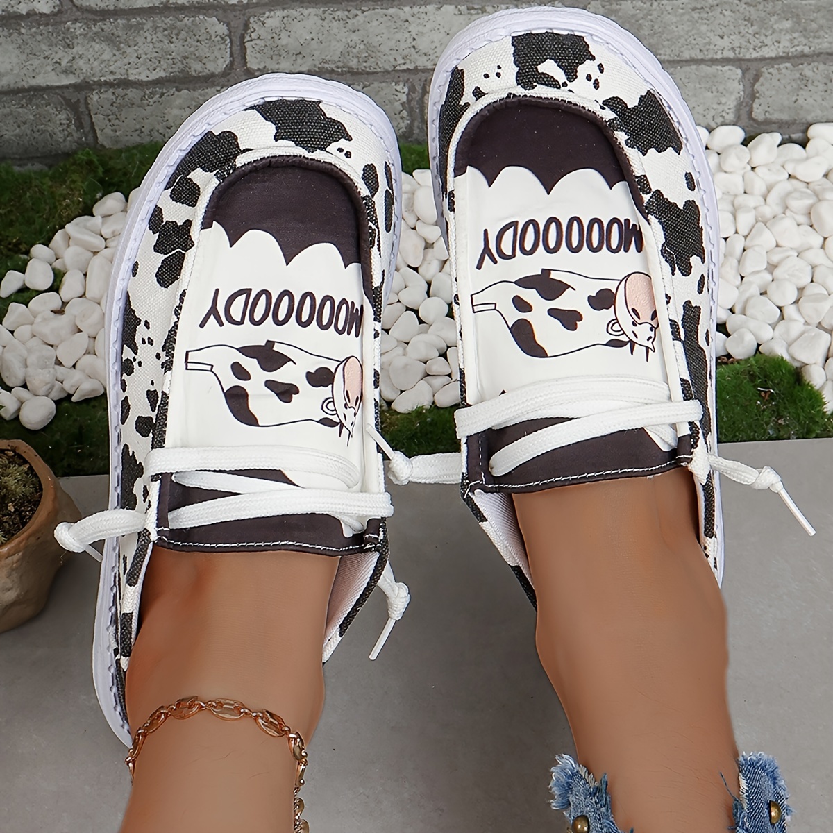 Women's Fashion Dairy Cow Print Low Top Sneakers, Lightweight Non