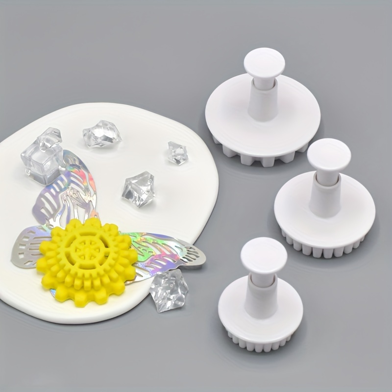 Snowflake Or Gear Fondant Cutters, Plastic Cookie Cutters, Pastry