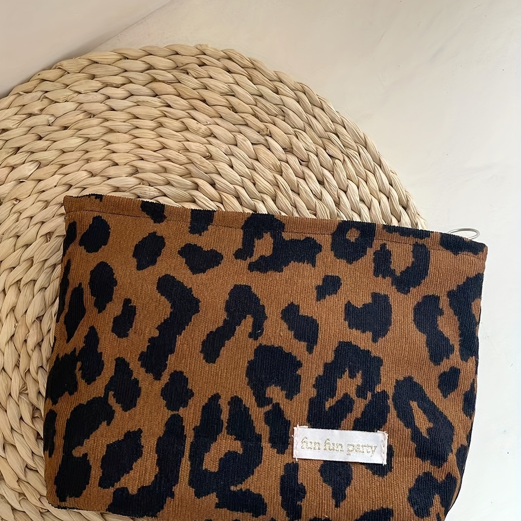 Borsa Per Trucco Leopardata In Velluto A Coste, Borsa Da Toilette Portatile  In Stile Coreano, Borsa Da Viaggio Con Cerniera Per Donna - Temu Italy