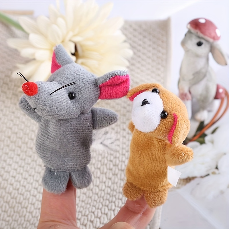 THE TWIDDLERS 20 Marionnettes à Doigts en Peluche, Marionnettes à Main (14  Animaux & 6 Personnes) - Cadeau pour Bébés & Tout-Petits - Heure du Conte  et Jeux : : Jeux et Jouets