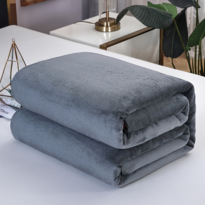 

1pc Solid Color Super Soft Thickened Fleece Blanket Bed Sheet Throw Blanket Fall/winter Nap Blanket Office Air Conditioning Blanket