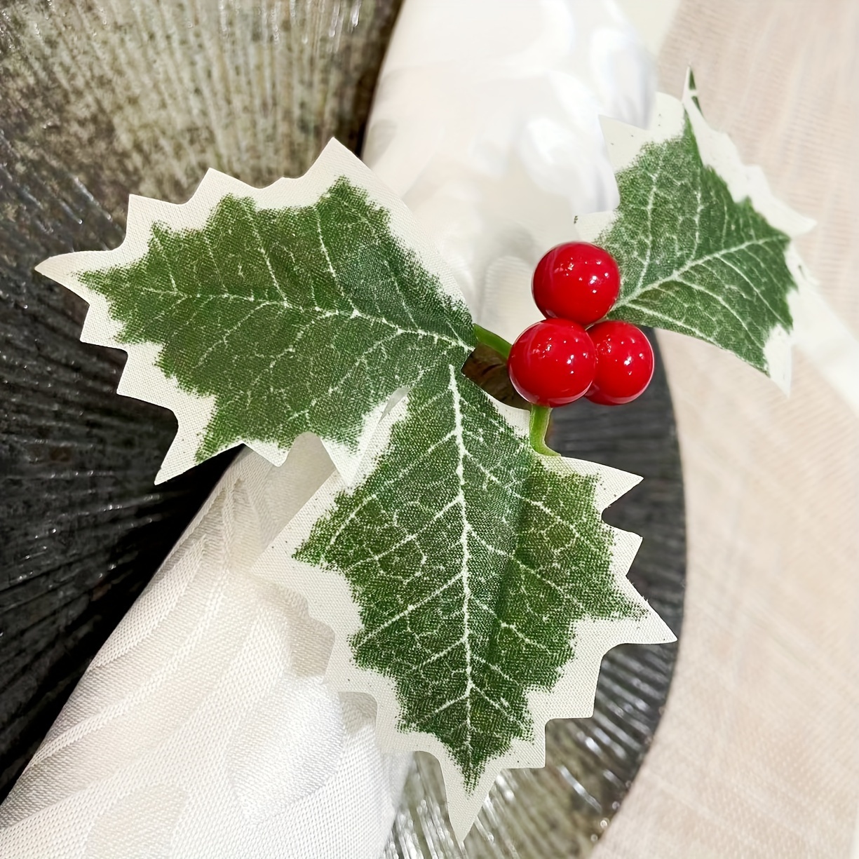 Christmas Napkin Rings - Foliage and Berry Christmas Napkin Rings