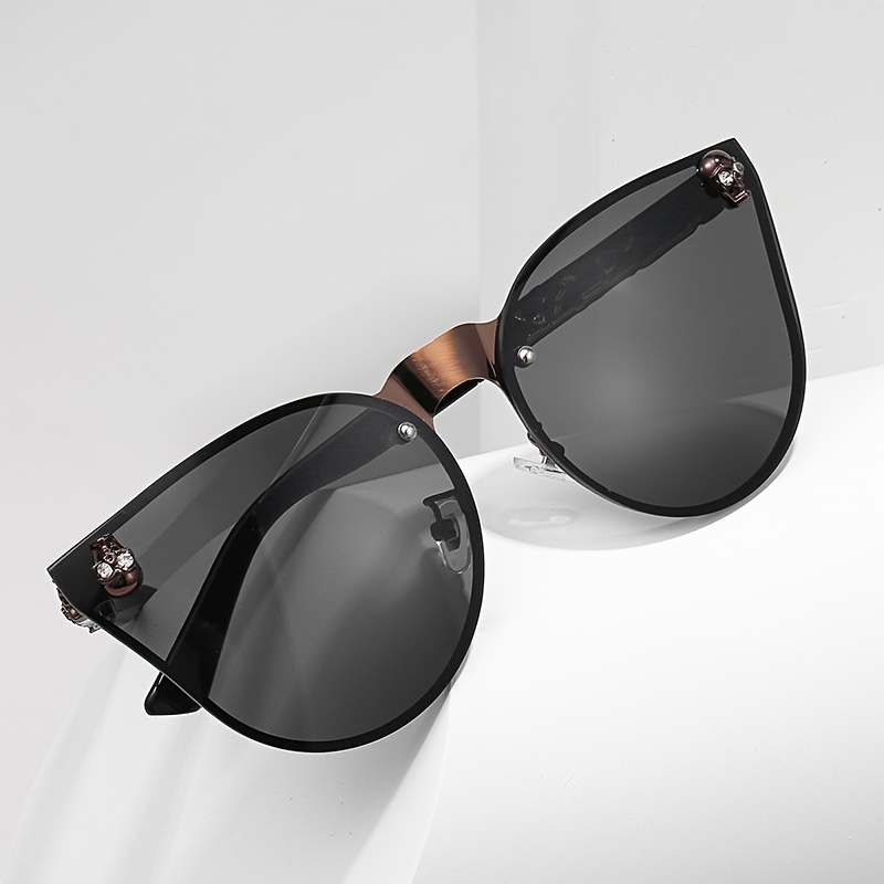 Gothic Frog Mirror Skull Sunglasses for Men