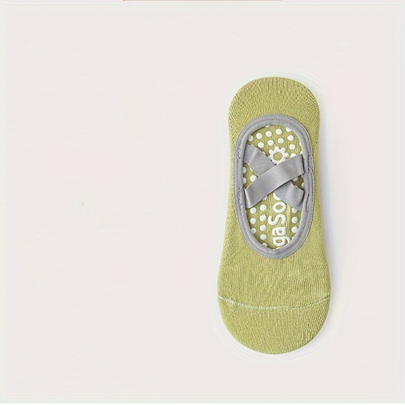 Women's Non Slip Yoga Socks with Cross Straps