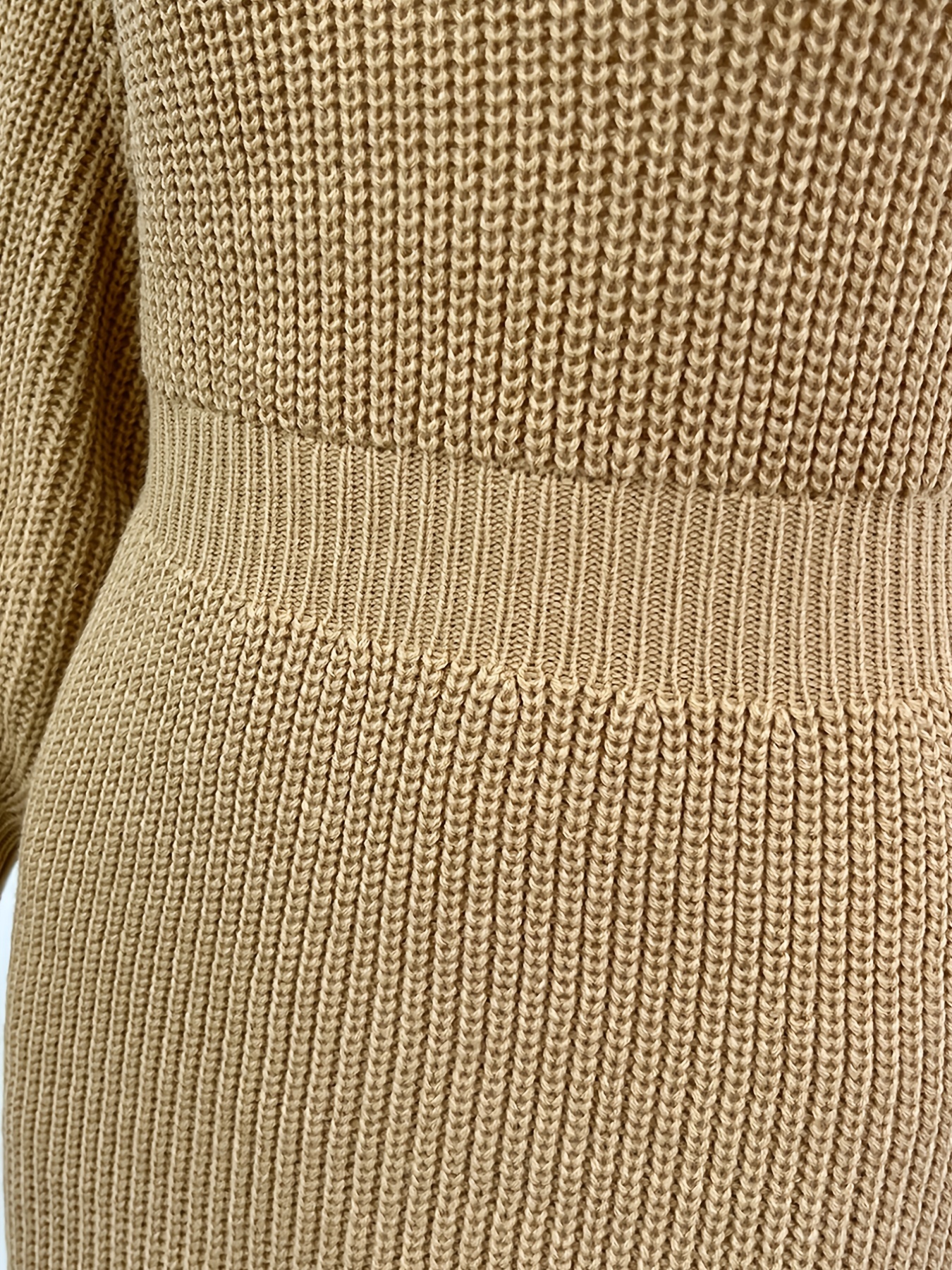 Beige ribbed knitted dress