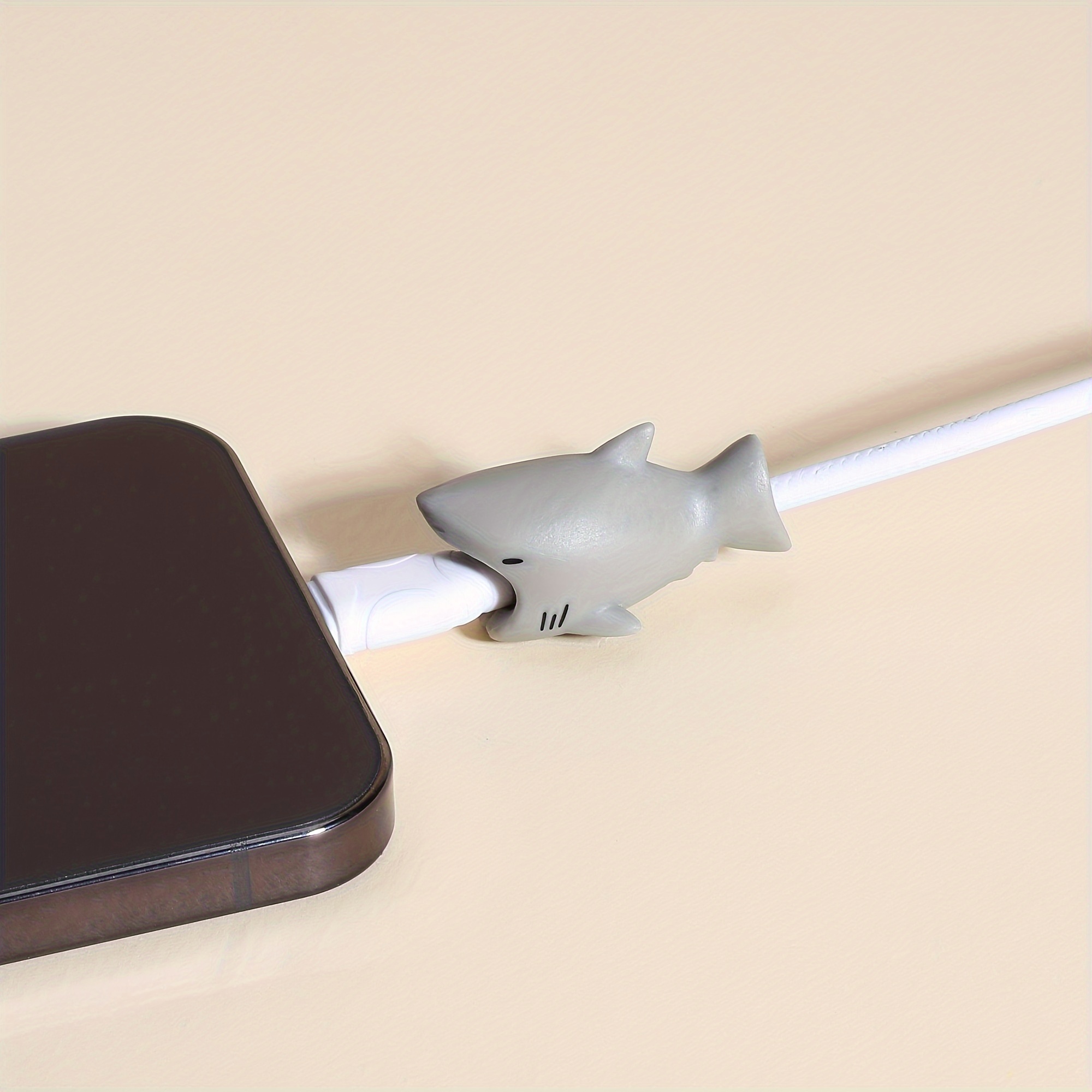 1pc Bite Shark Shape Cartoon Anti Break Data Cable Protective Sleeve