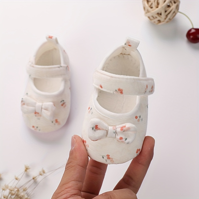 Zapatos para bebe online con arco