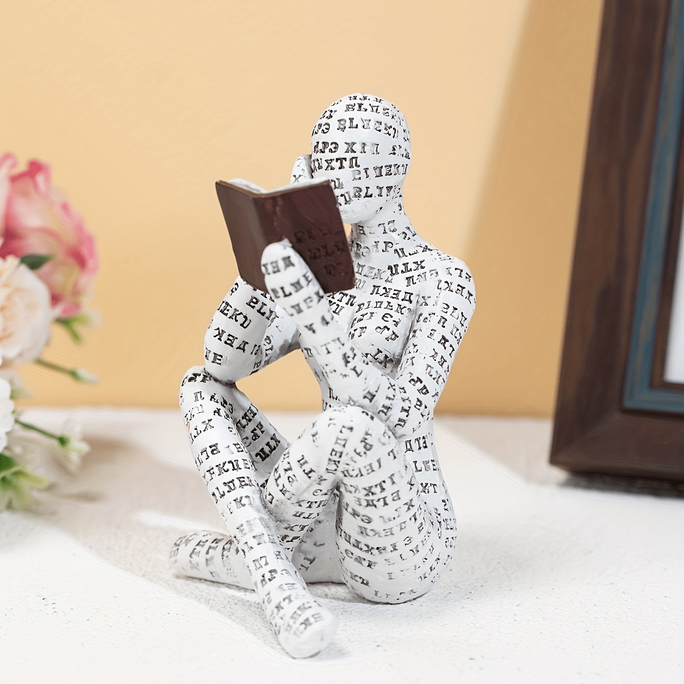 Silver Thinker Reading Statues for Home Decor, Pulp Women Figurine  Bookshelf Decor, Shelf Decorations for Living Room Office, Modern Abstract  Resin