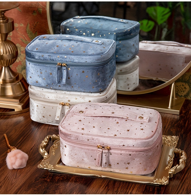 Velvet Big Cosmetic Bag with Zipper Multifunction Travel Makeup Bag - China  Make up Bag and Cosmetic Bag price