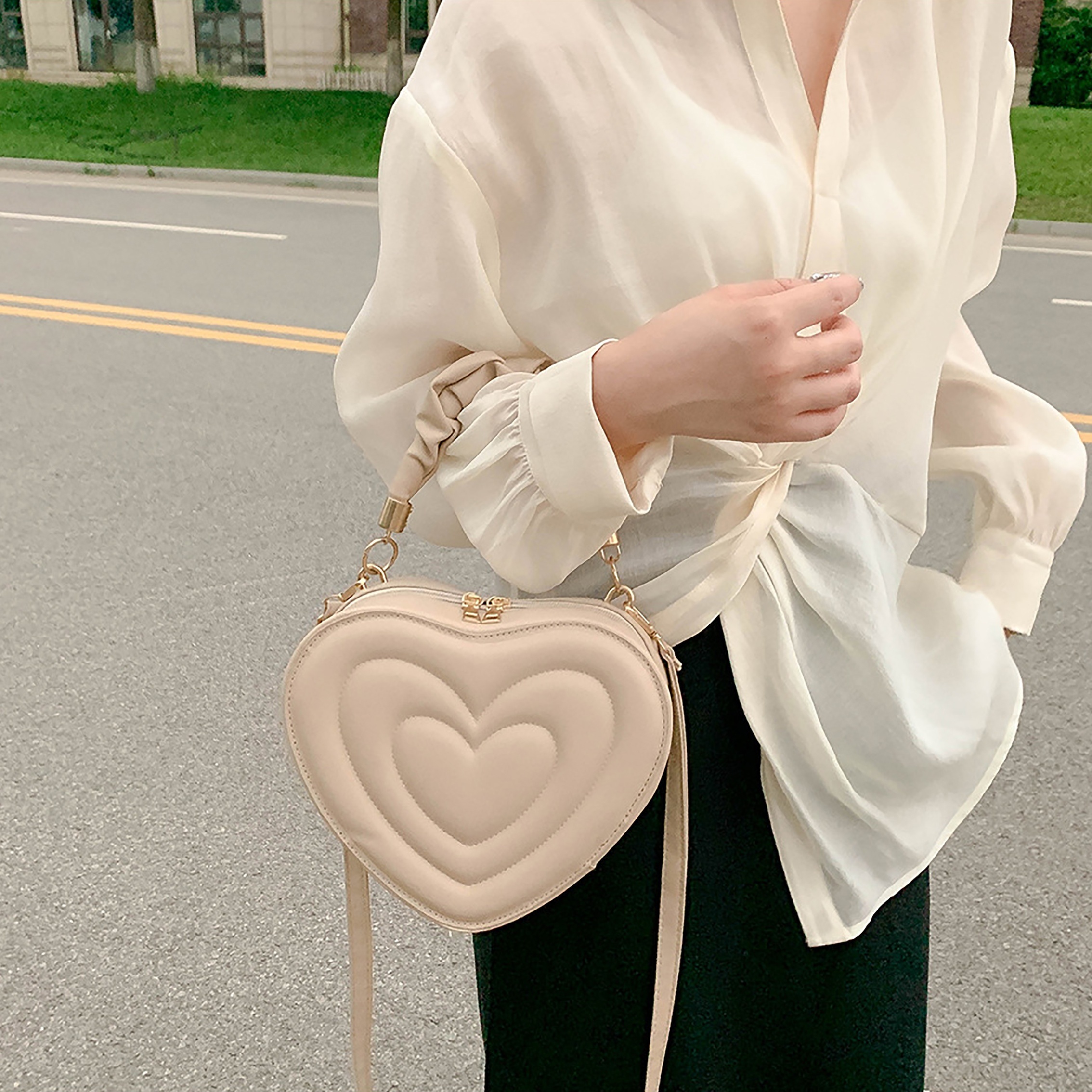 Women Handbag Heart Shape, Heart Shaped Crossbody Bag