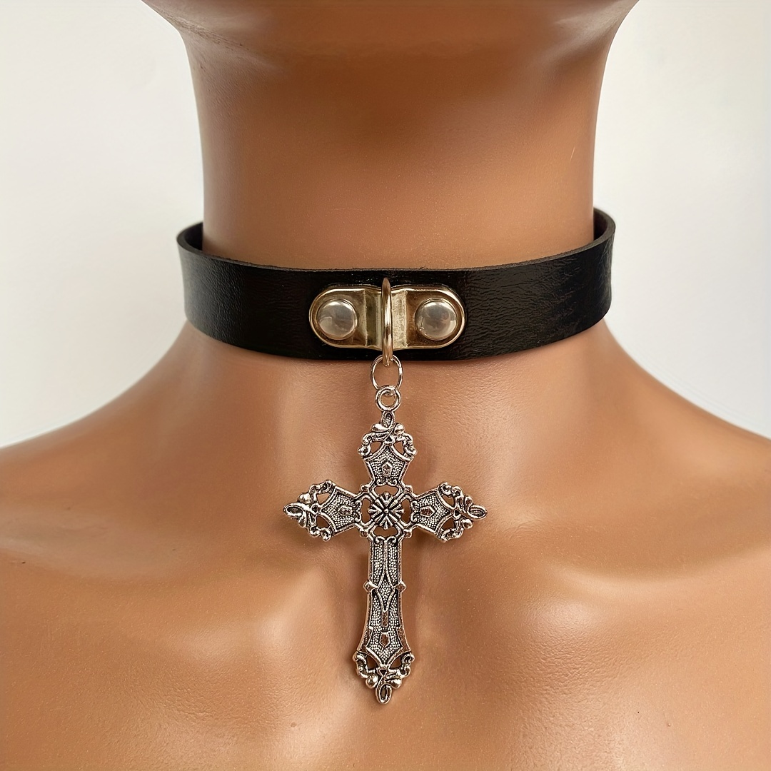 Women's Gothic Collar Neck Chain Geometric Pendant Black Pu