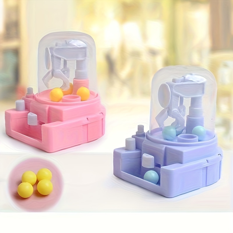 Scratching Doll Battle Machine Clip Doll Machine，Small Household Twist Egg  Machine，Coin Throwing Arcade Game Machine Toy