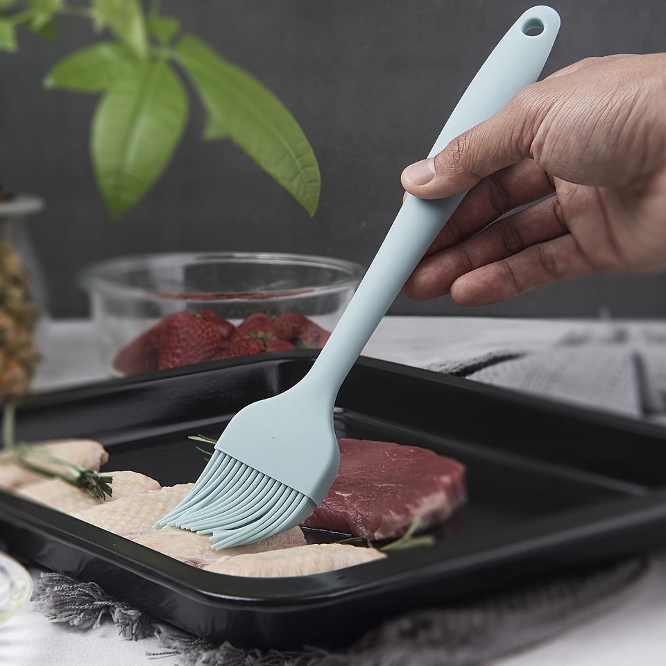 Unique Bargains Kitchen Gadget Plastic Handle Heat Resistant Baking Grilling Pastry Brush Cyan - Clear,Cyan