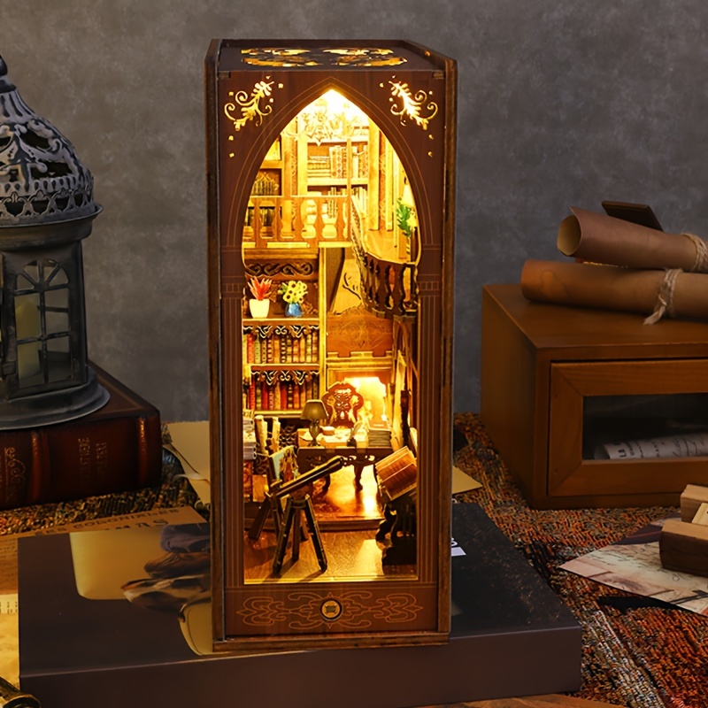 Diy Kis Ház Kézzel Összeszerelt Könyvespolc Modell Könyvespolc 3D Puzzle Modell Dekoráció Elhelyezhető A Könyvespolcon