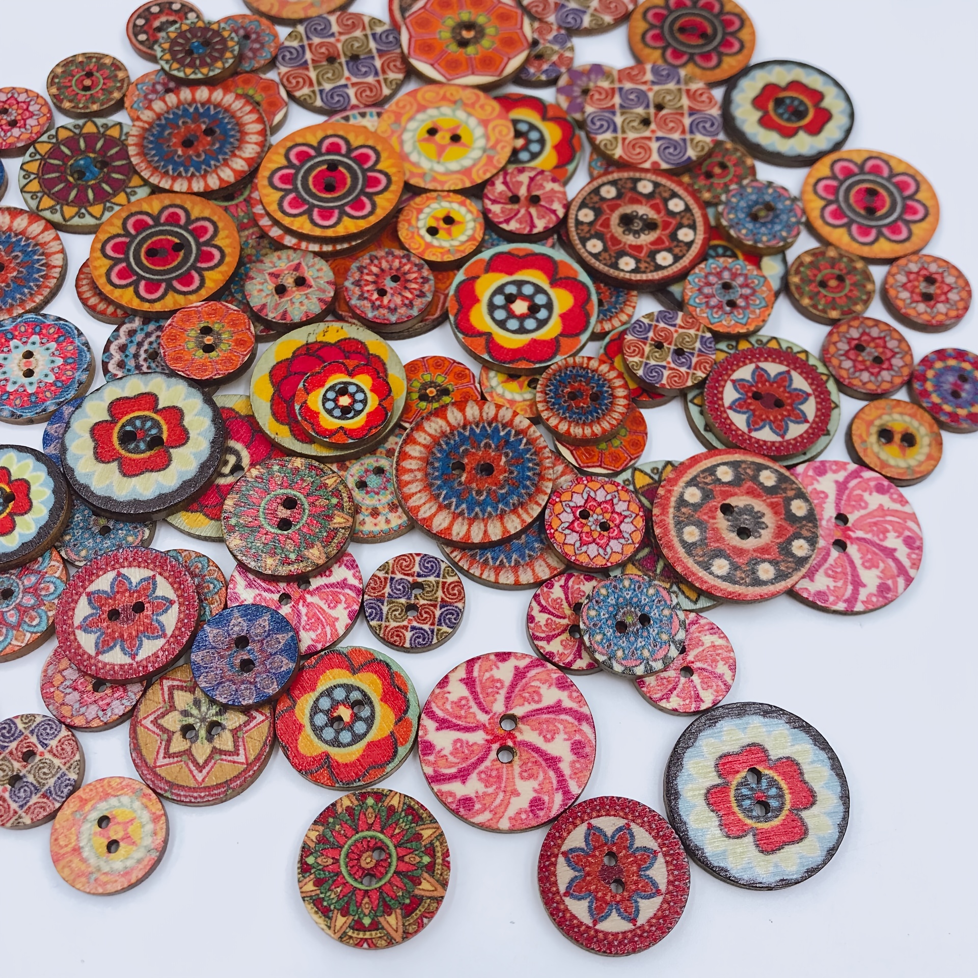 100pcs Wooden Buttons - Random Colors & 2 Hole Patterns